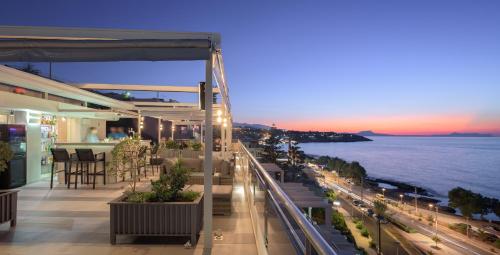 Macaris Suites & Spa - image 11