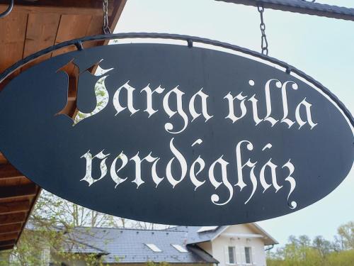 Varga Villa - image 13