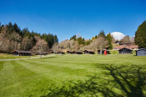 LOCH TAY HIGHLAND LODGES and GLAMPING PARK in Killin