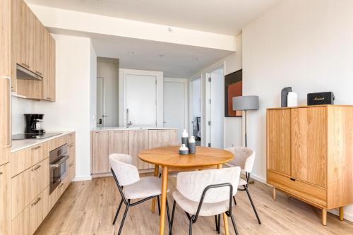 Clinton Hill 3br w wd gym pool nr BAM NYC-975 in Brooklyn, USA