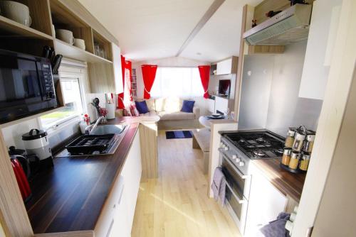 Picture of Lovely 2-Bedroom Caravan In Rhyl