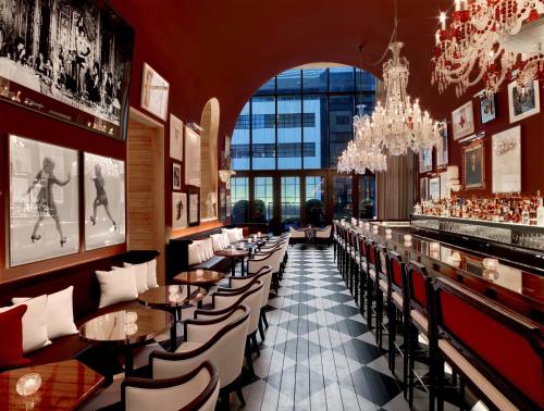 Baccarat Hotel and Residences New York, New York (Foto 8)