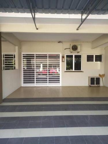 Rumah 127 - Homestay Taiping, Simpang (Foto 3)