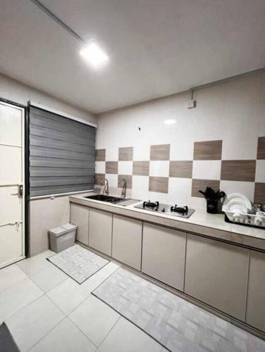 Rumah 127 - Homestay Taiping, Simpang (Foto 4)