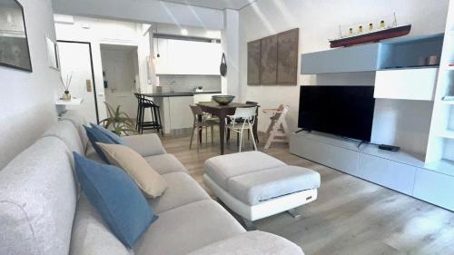  Trilocale,terrazzo,posto auto privato,box,wifi in Varraze