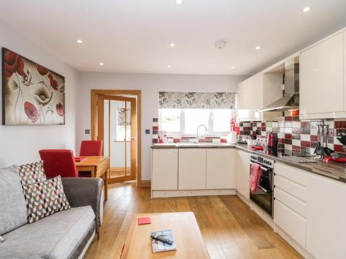 Daisy Cottage Ulverston - image 5