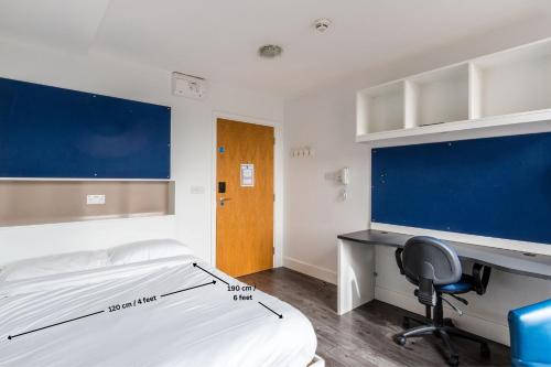Destiny Student - Holyrood (Brae House) - image 12