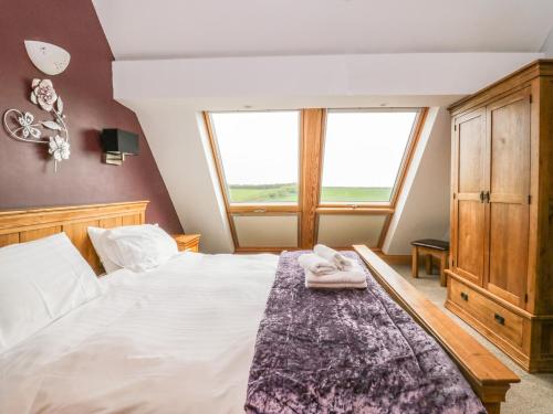 Primrose Cottage Ulverston - image 2