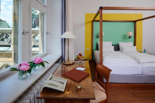 Hotel Schloss Eckberg - image 3
