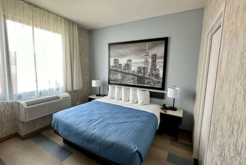 Super 8 by Wyndham Brooklyn Pennsylvania Ave in Brooklyn, USA