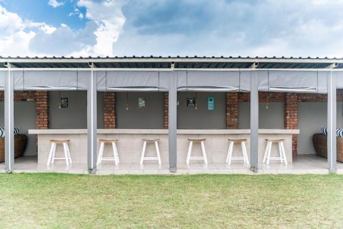 36 Emanzini Garden Units in Deneysville