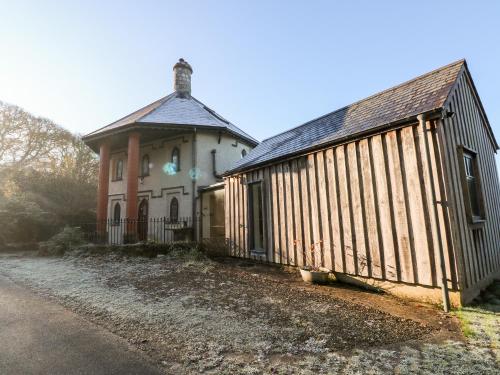 Llwyngwair Lodge