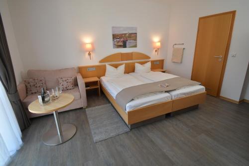 Comfort Double Room with Terrace