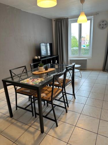 appartement duplex proche de la gare et du centre ville in 聖奧梅爾