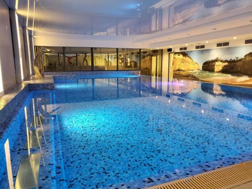 Peldbaseins, Antonińska Resort SPA (Antoninska Resort SPA) in Boszkowo- Letnisko