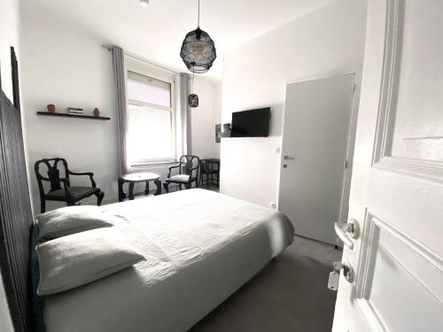 Au logement mosan in نامور