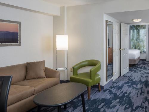 Fairfield Inn & Suites by Marriott Orlando Lake Buena Vista in Orlando, USA
