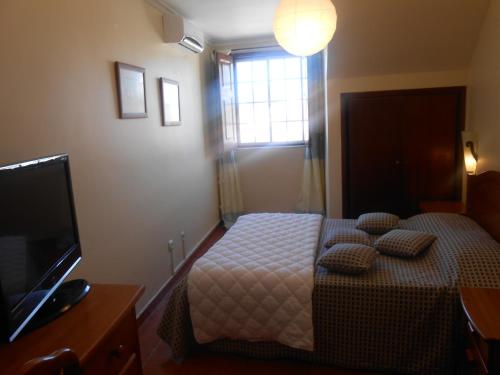  Apartamentos Turisticos Queluz, Pension in Queluz bei Almargem do Bispo