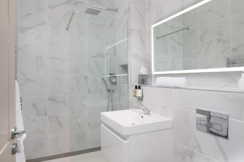 Aysgarth Falls Hotel - image 12