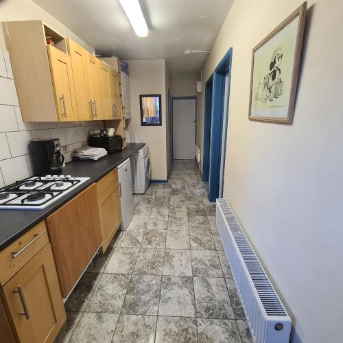 2 Bedroom w/shower flat, ALL TO YOU, not shared 1