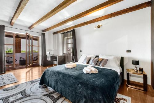 Villa Olea Mare with Private Heated Pool in Buici