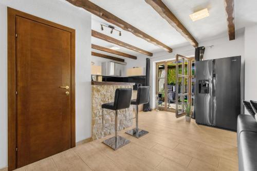 Villa Olea Mare with Private Heated Pool in Buici