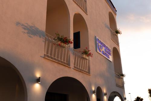Hotel Poseidonia Mare - image 2