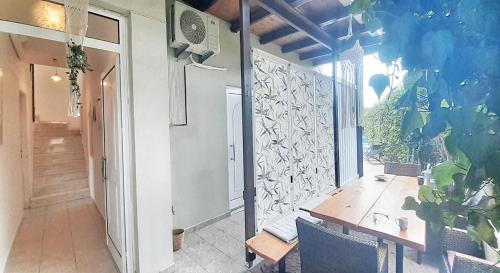 Marianna Apartments in Vamos