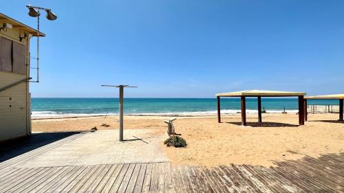 Γύρω περιβάλλον, GW945 Gugel Waves Amazing Seaview Apartments in Ναχαριγια