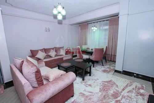 Pink Amur House.3 Bedroom Stylish & Epic. in Найваша
