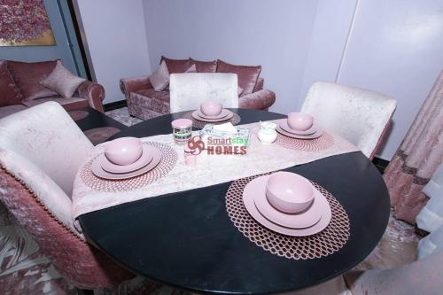 Pink Amur House.3 Bedroom Stylish & Epic. in Найваша