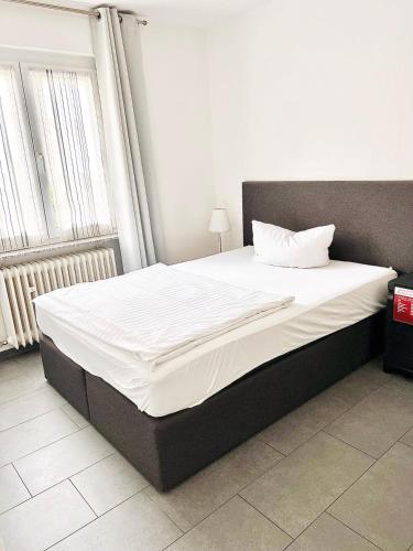 1 twin bed