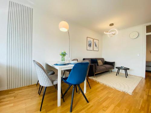 KYANIT APARTMENT: FREE PARKING + POOL + NETFLIX, Wuppertal (Foto 6)