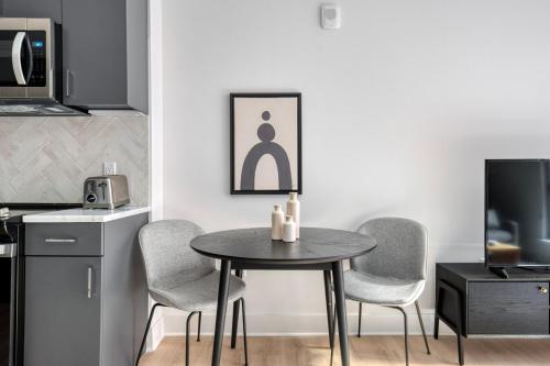 NoMa 1br w wd concierge gym nr Metro WDC-645 in Washington, USA