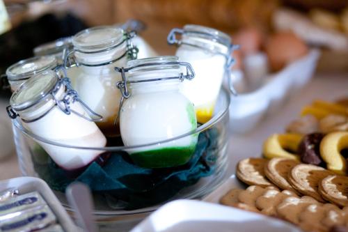 Hotel Suite Inn - image 6