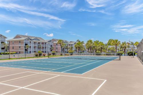 Newly Renovated 2nd Floor Condo! 2 bed, 2 bath - Waterway Village 5D