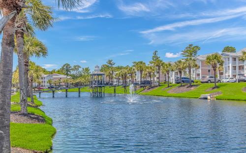 Newly Renovated 2nd Floor Condo! 2 bed, 2 bath - Waterway Village 5D