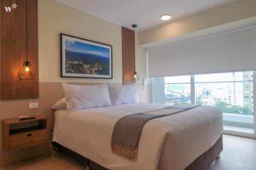 Minimalist 2BR in Miraflores