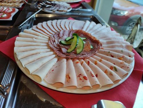 Luxusní apartmán GRAND v centru Harrachova se saunou, wallboxem EV, parkováním zdarma, Netflix a HBO, velkým balkonem a výhledem na Čertovu horu ,sjezdovku a skokanské můstky Luxusní apartmán GRAND v centru Harrachova se saunou, wallboxem EV, parkováním zdarma, Netflix a HBO, velkým balkonem a výhledem na Čertovu horu ,sjezdovku a skokanské můstky