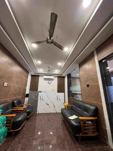 THE PARK AVENUE HOTEL - Business Class Hotel Near Central Railway Station Chennai Periyamet