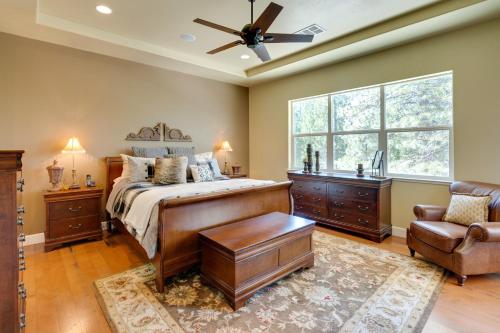 Furnished Decks & Grill: Peaceful Pioneer Home! in Pioneer (CA)