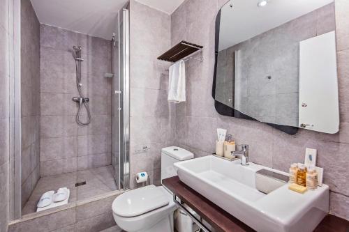 Sweet Inn Plaza Espana Fira - image 6