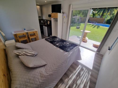 Queen Suite with Pool View