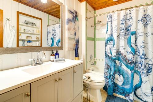 Surf City Vacation Rental with Hot Tub!