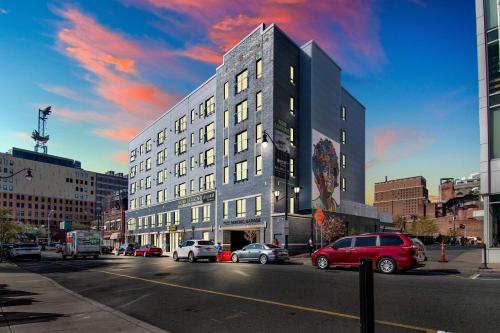 Nest Away 2 Queen near EWR-Penn- Free Parking in Newark, USA