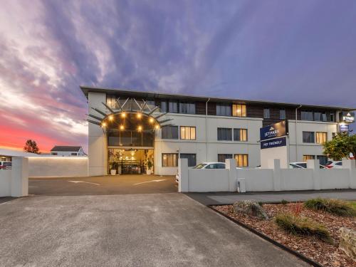Jet Park Hotel Rotorua image 1