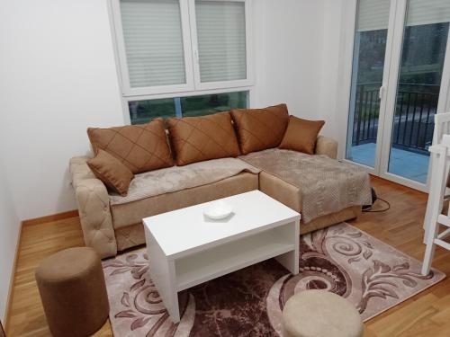 Apartman '' PETICA''