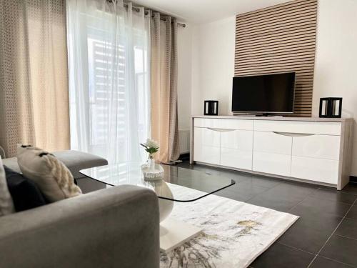 Appartement T2 vue panoramique sur Annecy in เซย์โนด์