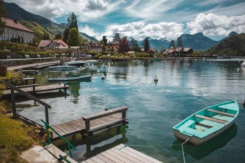 Appartement T2 vue panoramique sur Annecy in เซย์โนด์