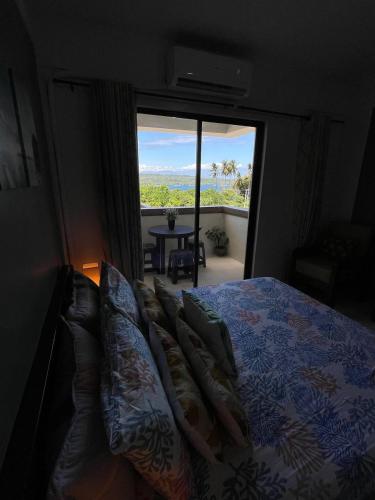 Kembali CONDO Resort with Sea View near Kaputian Beach